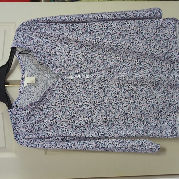 2 H&M tops - Picture 2 of 5